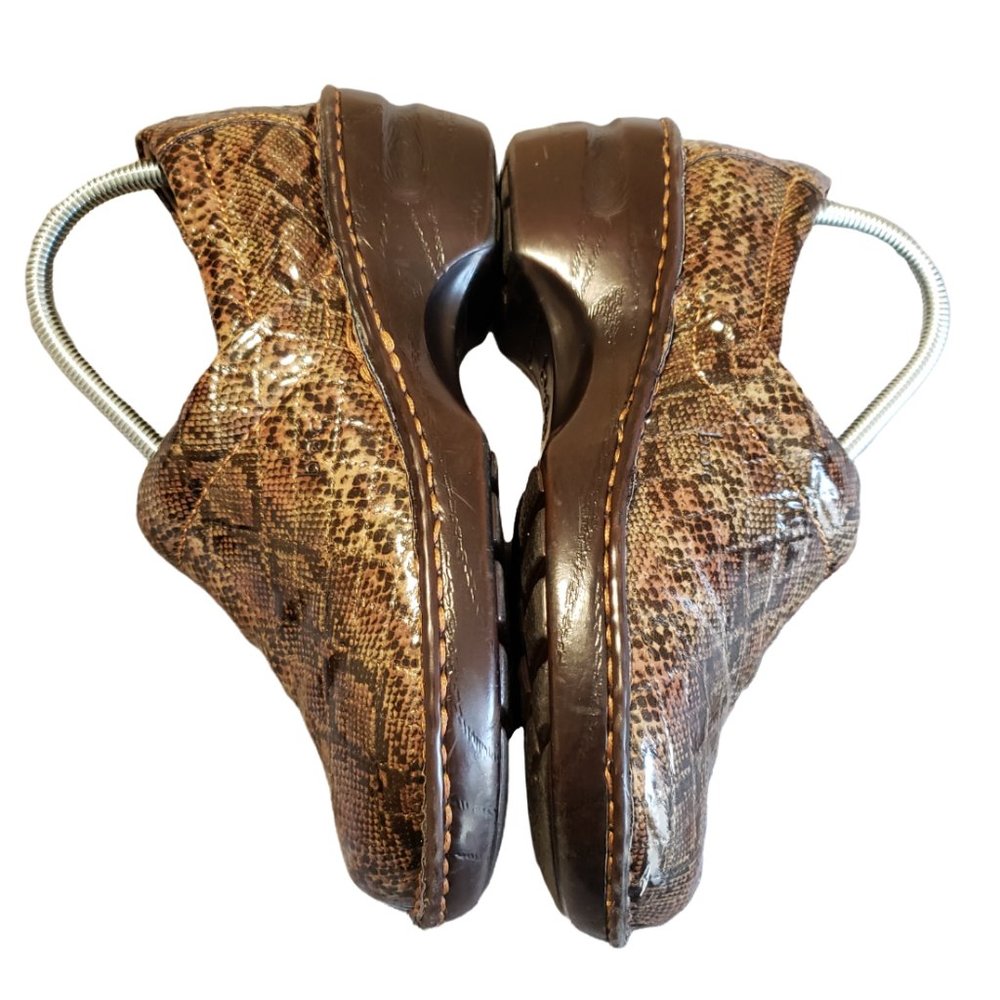 B.O.C. Born Concept Women Size 7/EUR 38 Brown Snakeskin Print Nursing Clogs Shoe